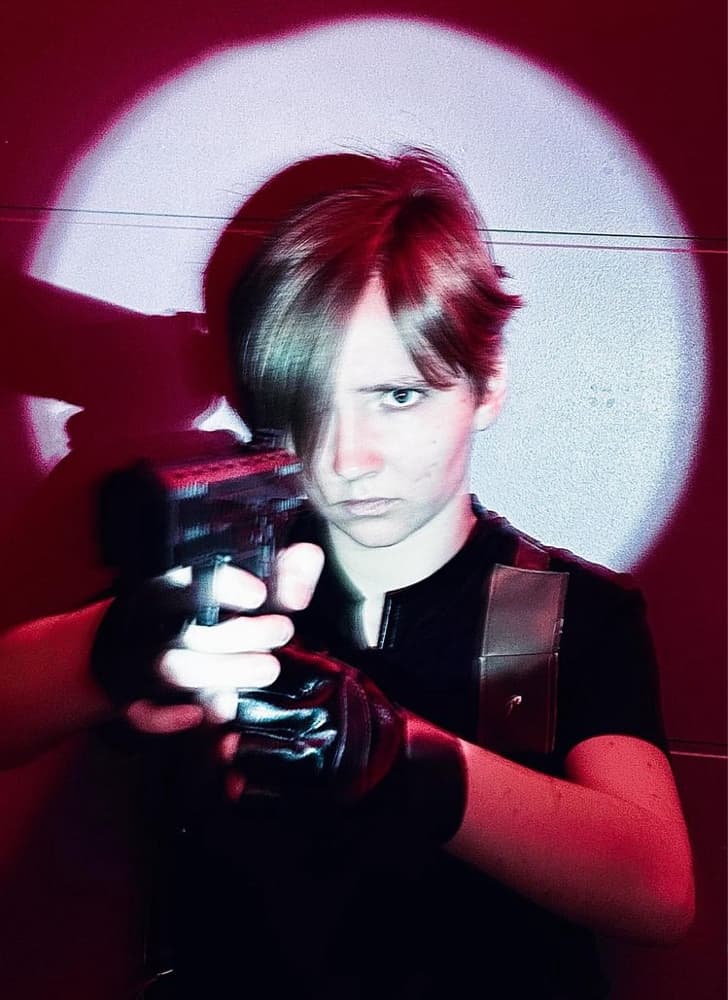 leon kennedy - Photo 5