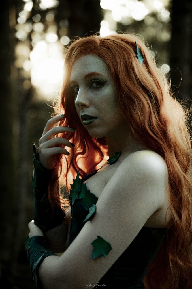 Poison Ivy - Photo 3