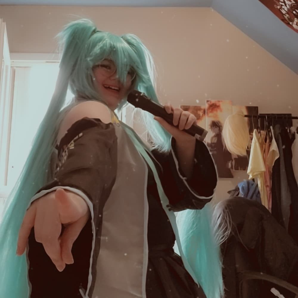 Miku hatsune 