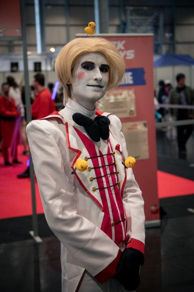 Lucifer Morningstar - Photo 3