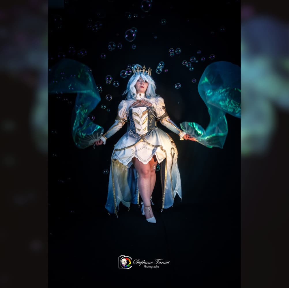 Foçalors  - Genshin Impact cosplay photoshoot cover