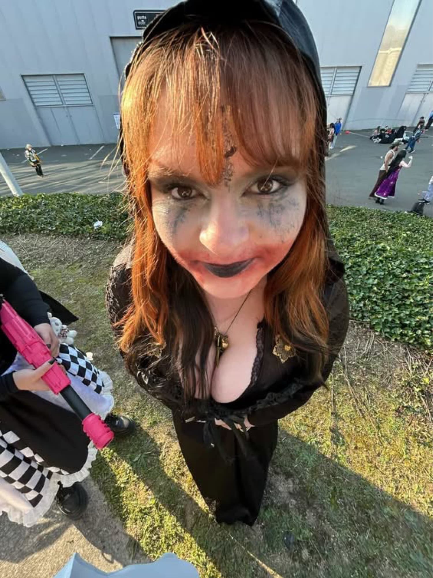 Daniela Dimitrescu 4 - Photo 13