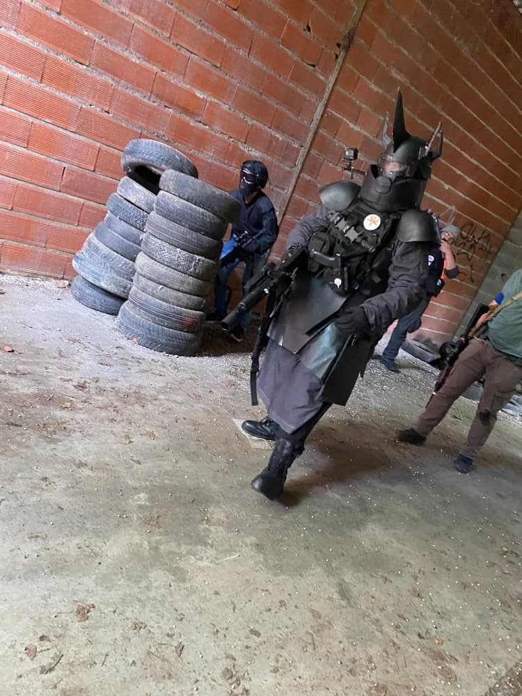 Ulreich en parties - Photo 4