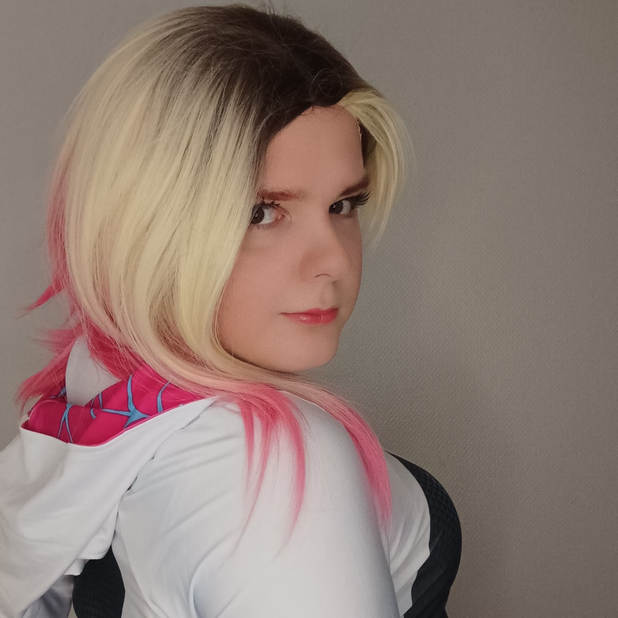 Spider Gwen  - Spider-Man cosplay photoshoot cover