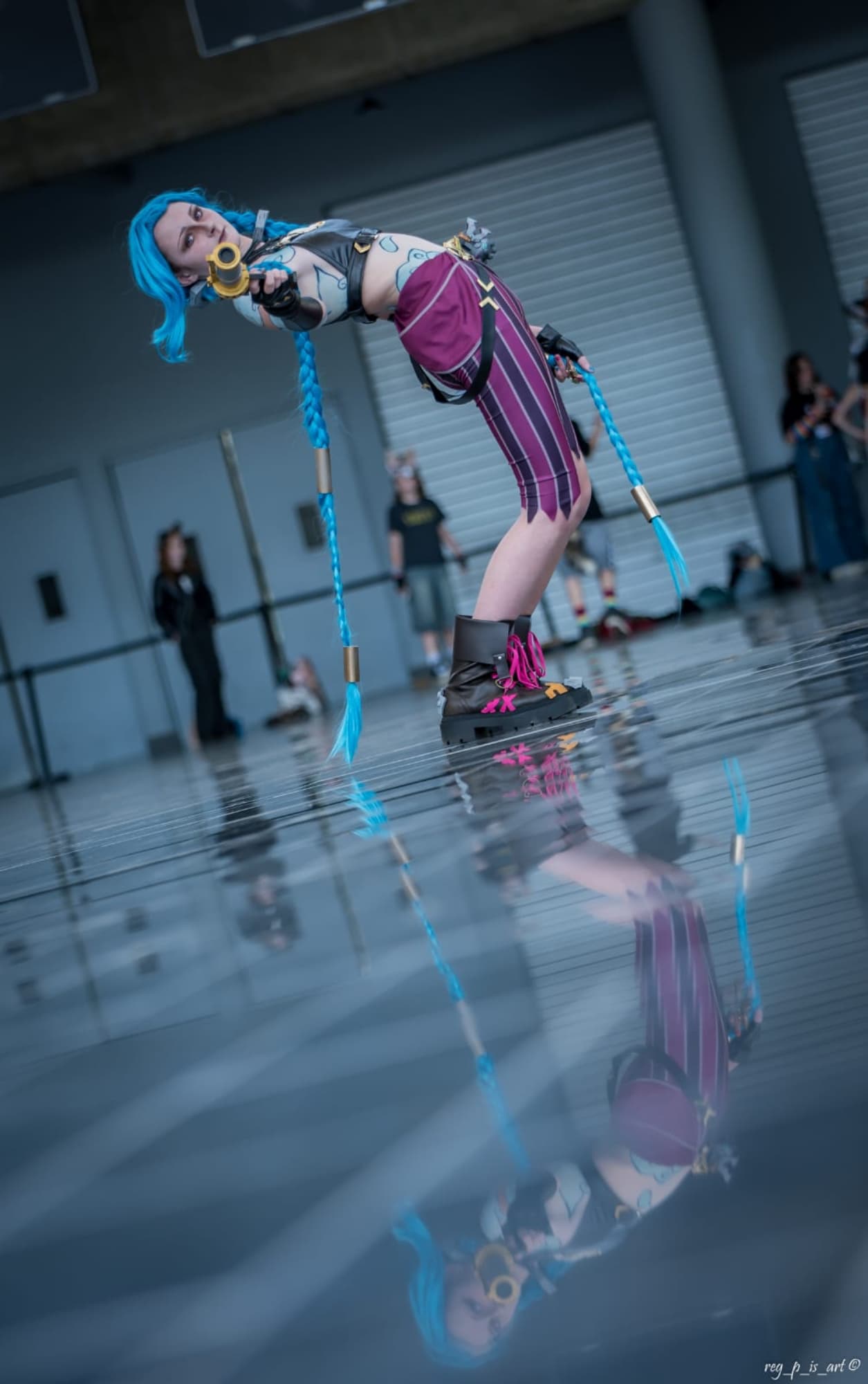 Jinx - Photo 1
