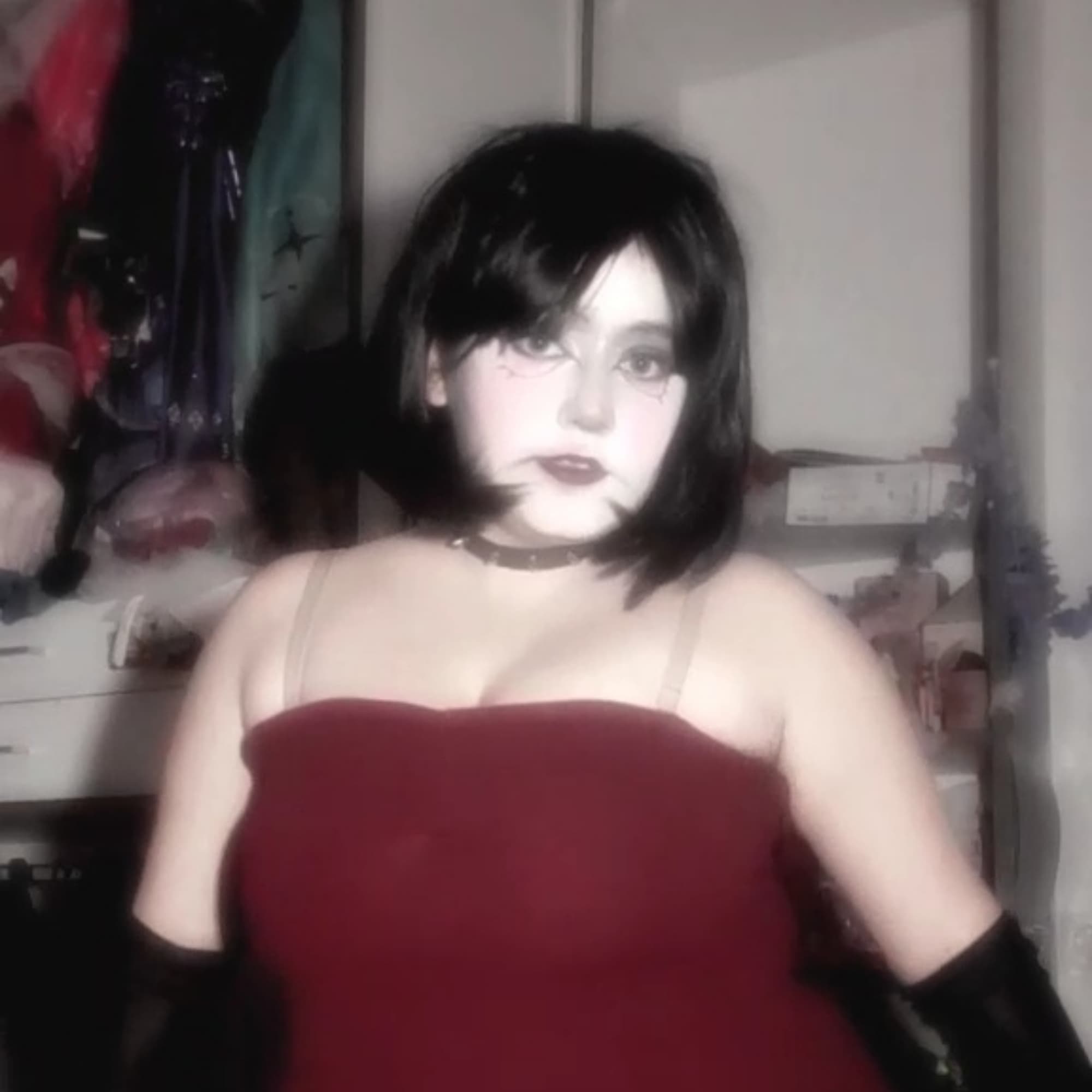 Scarlett overkill - Despicable Me cosplay photoshoot cover