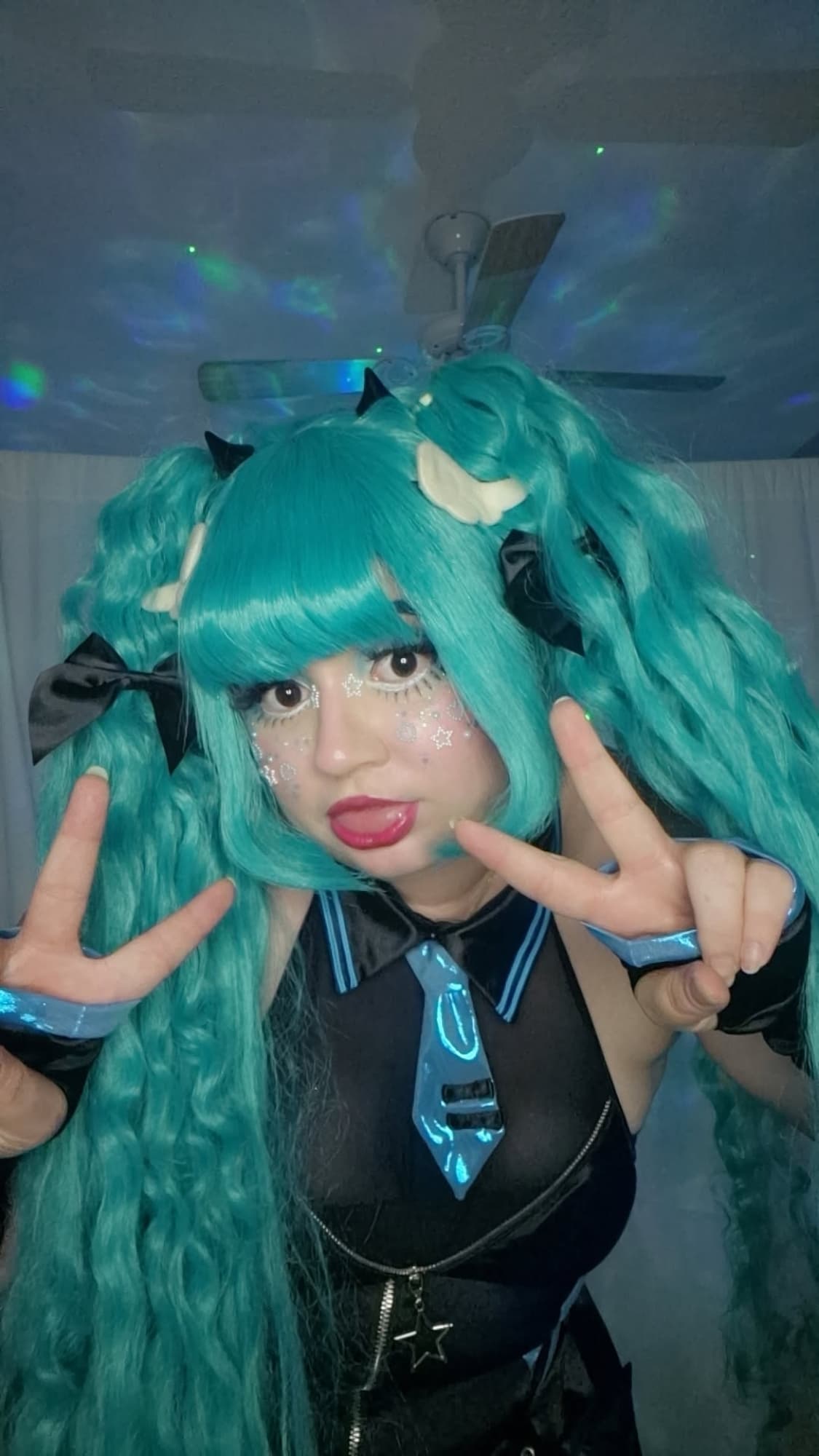 Miku Swinsuit - Photo 11