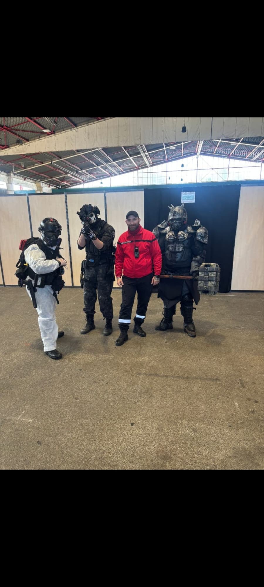 Cosplay surprise  - Photo 2