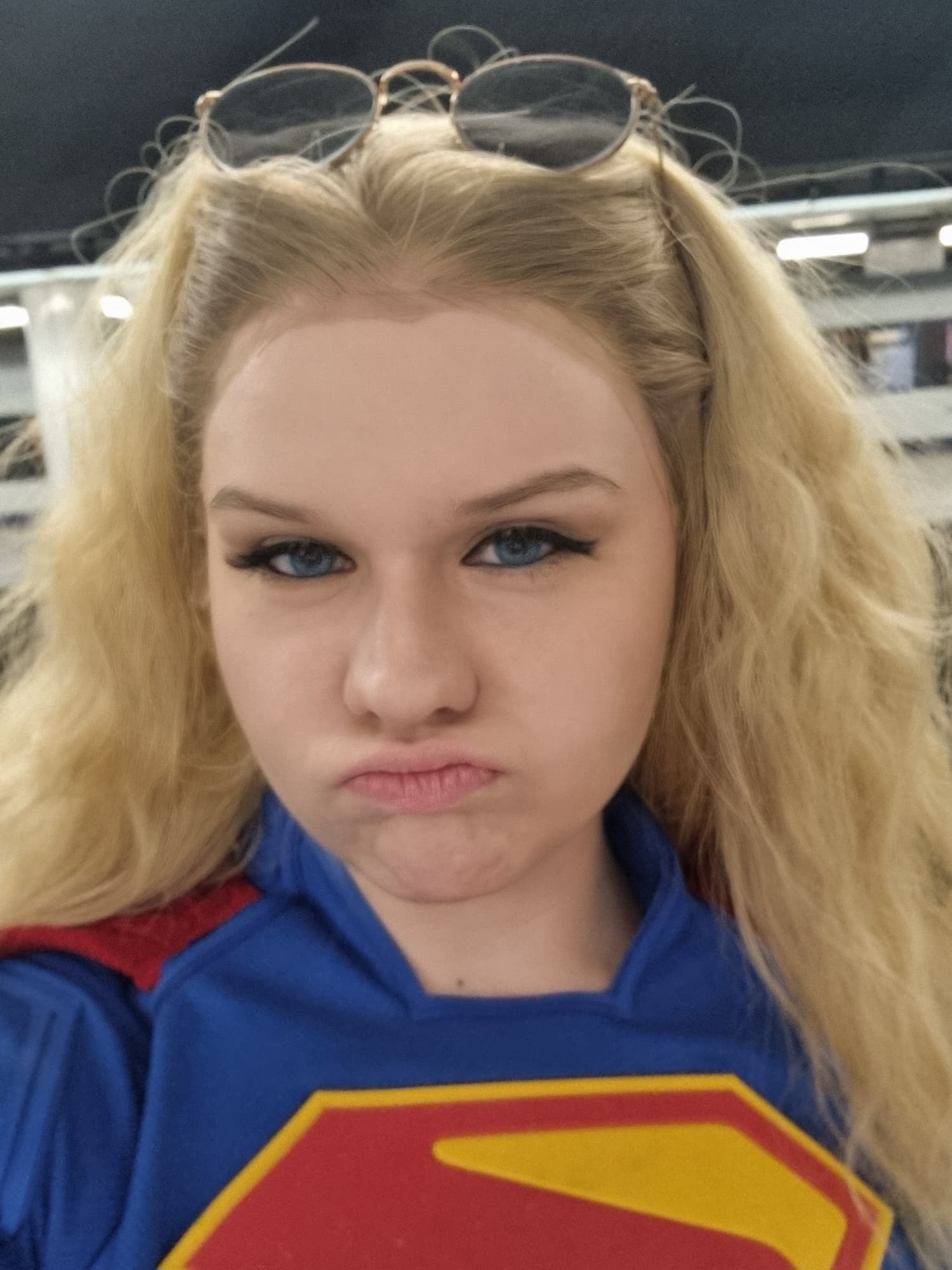 Supergirl conv - Photo 7