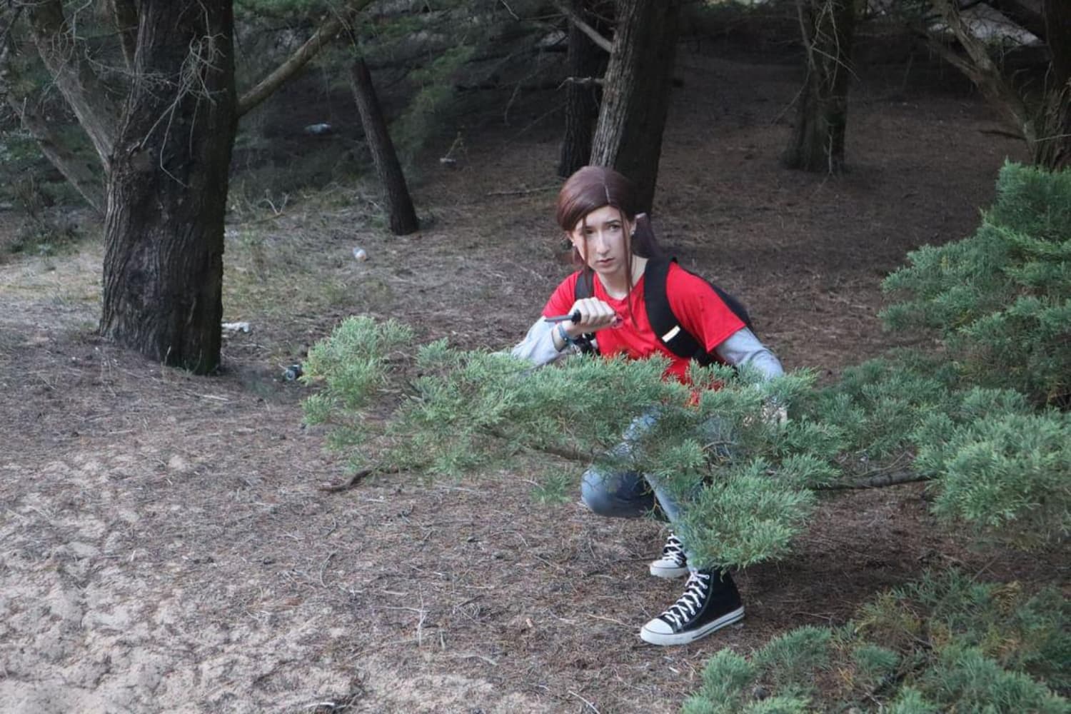 Ellie TLOU forest - Photo 1