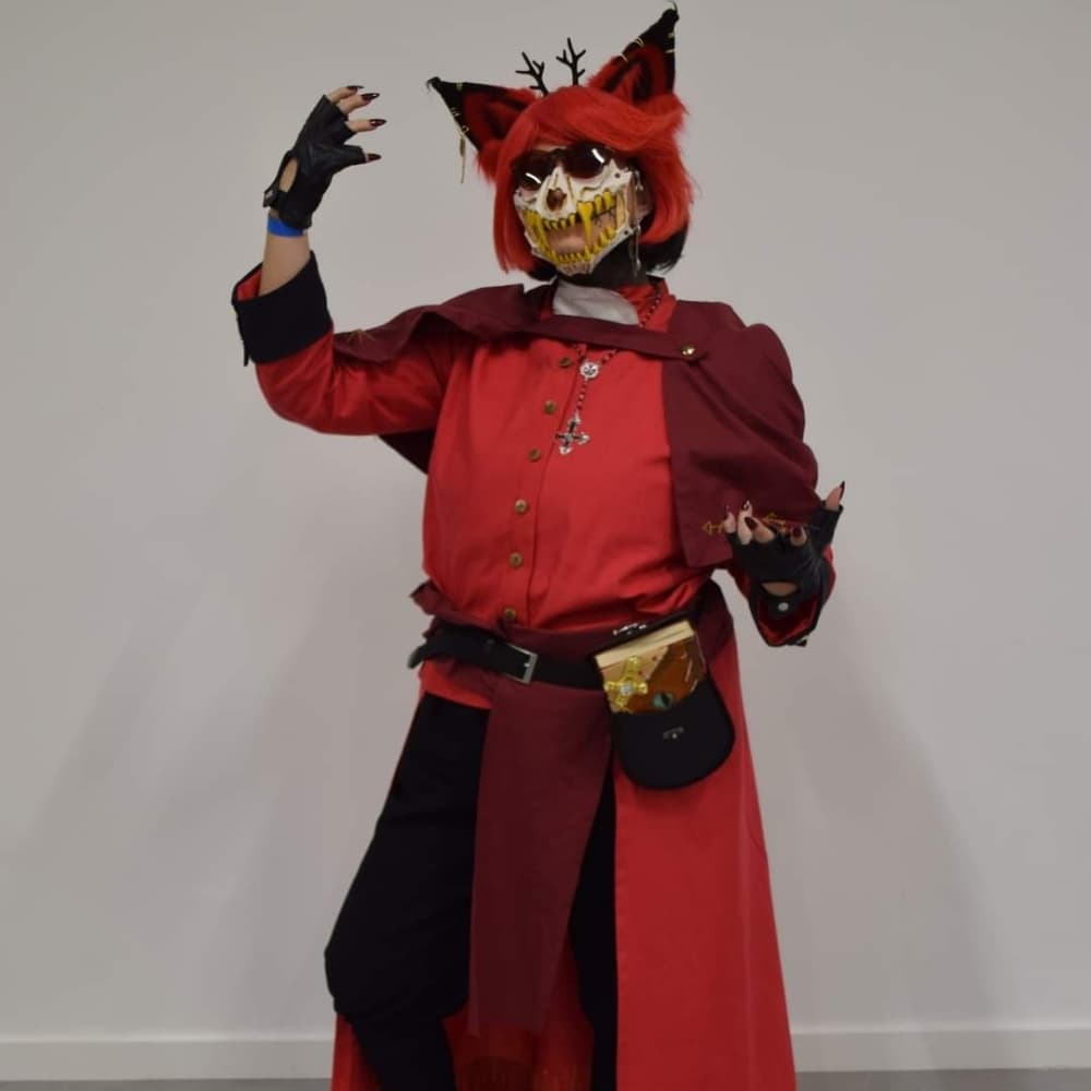 Alastor Prêtre  - Hazbin Hotel cosplay photoshoot cover