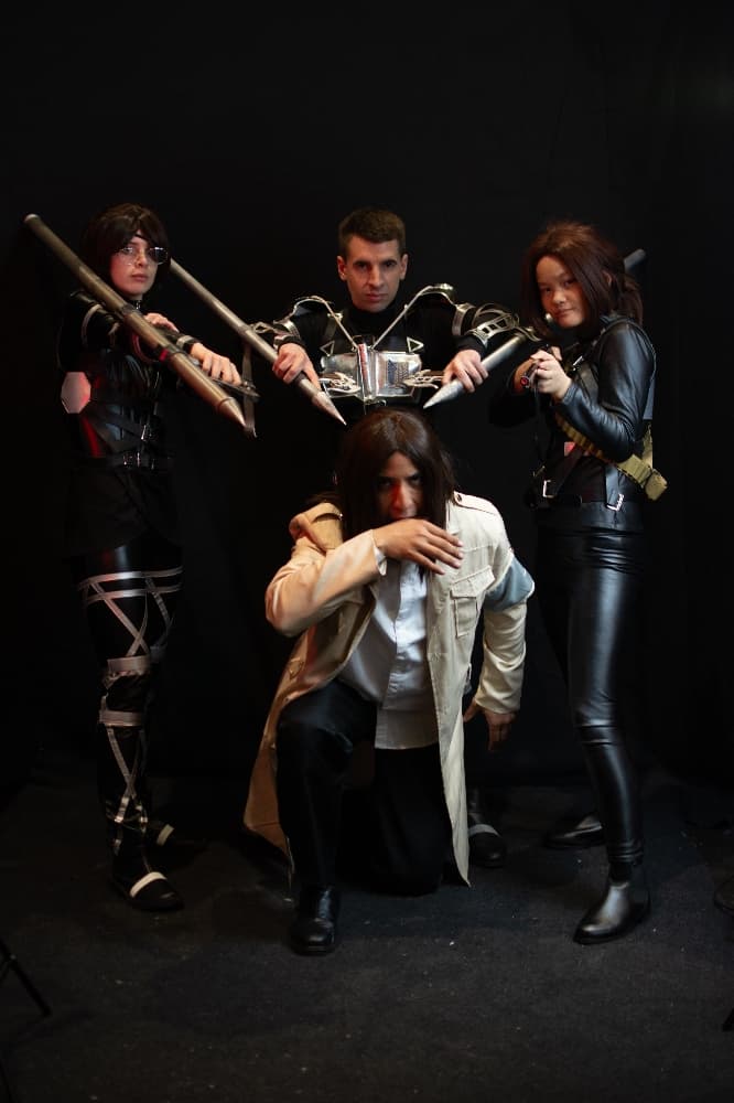 Hange Zoe  - Photo 2