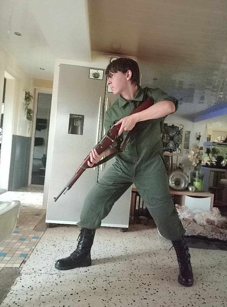 PhotoShot Levi 1 - Photo 2