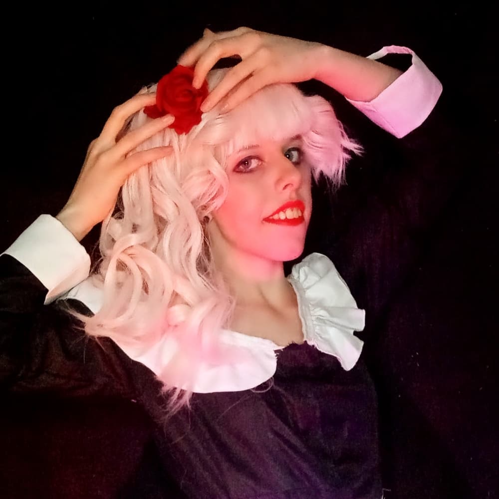 Chelsea - Akame ga Kill! cosplay photoshoot cover