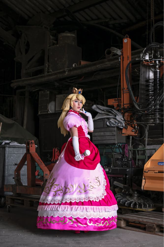 Peach at the farm 🐮 - Photo 5