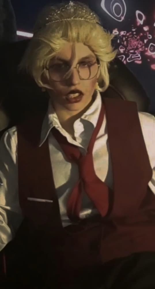 Lucifer morningstar  - Photo 6