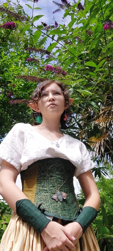 Hellen (OC) - Photo 1