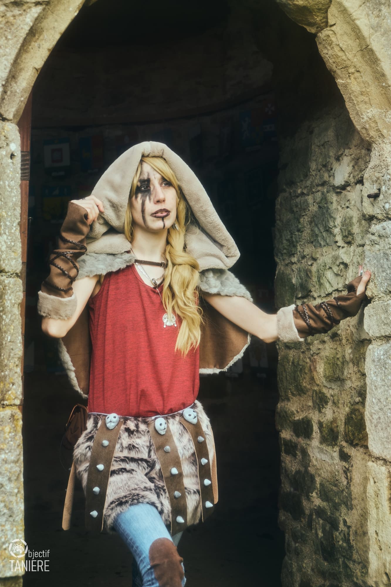 Astrid Hofferson - Photo 6