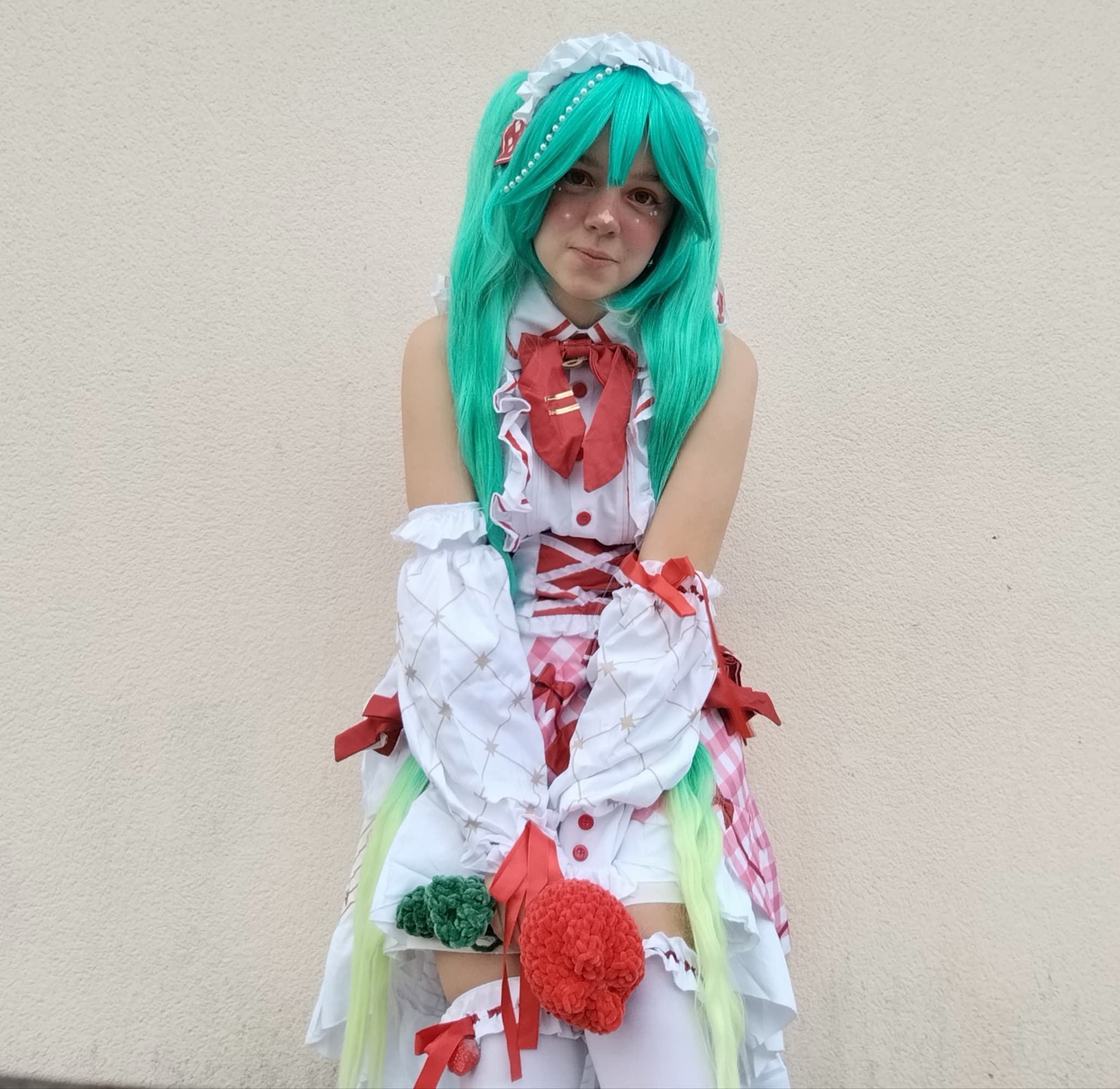 Strawberry Miku 🍓💚 - Photo 15