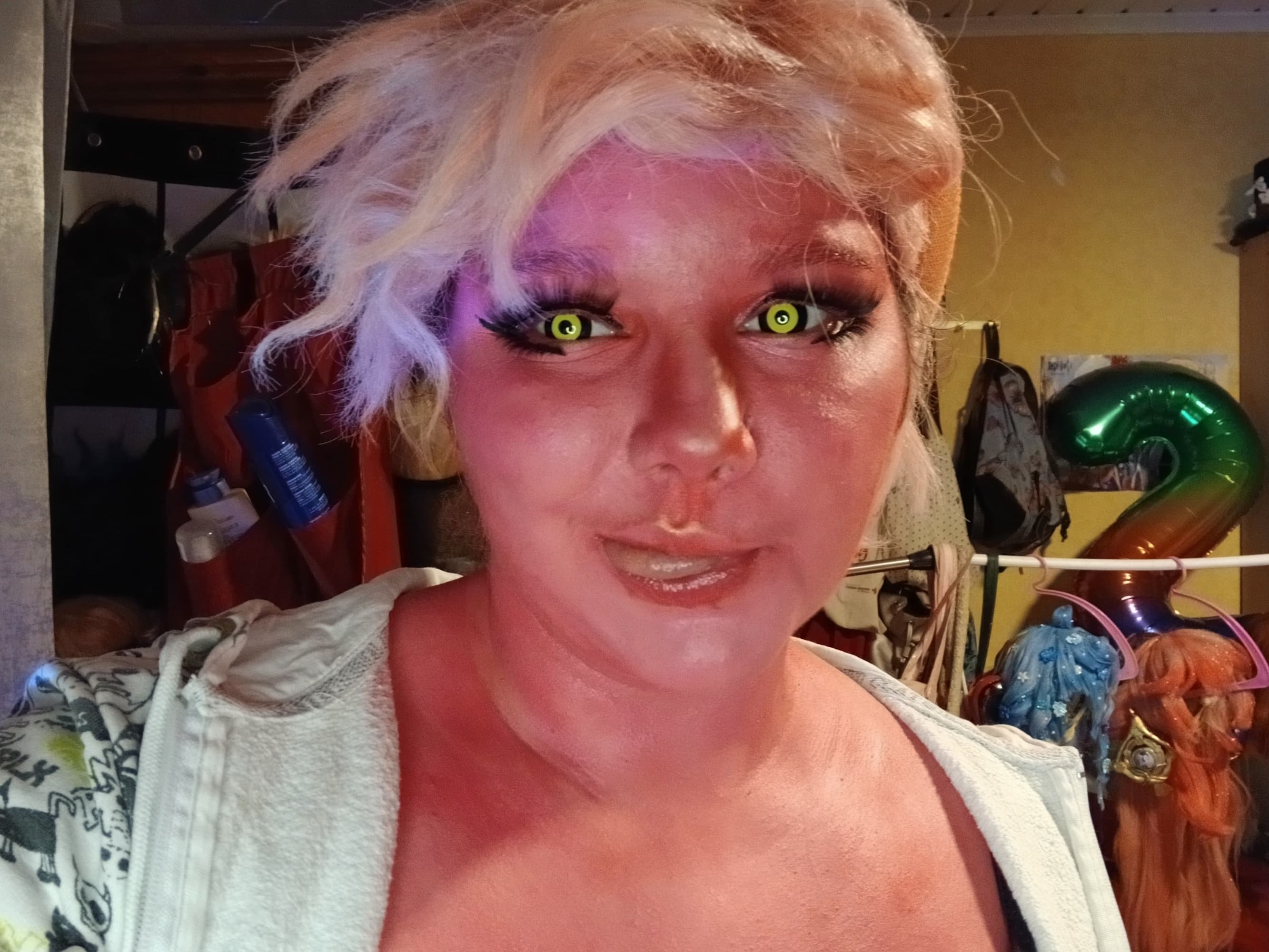 Mina ashido casual - Photo 17