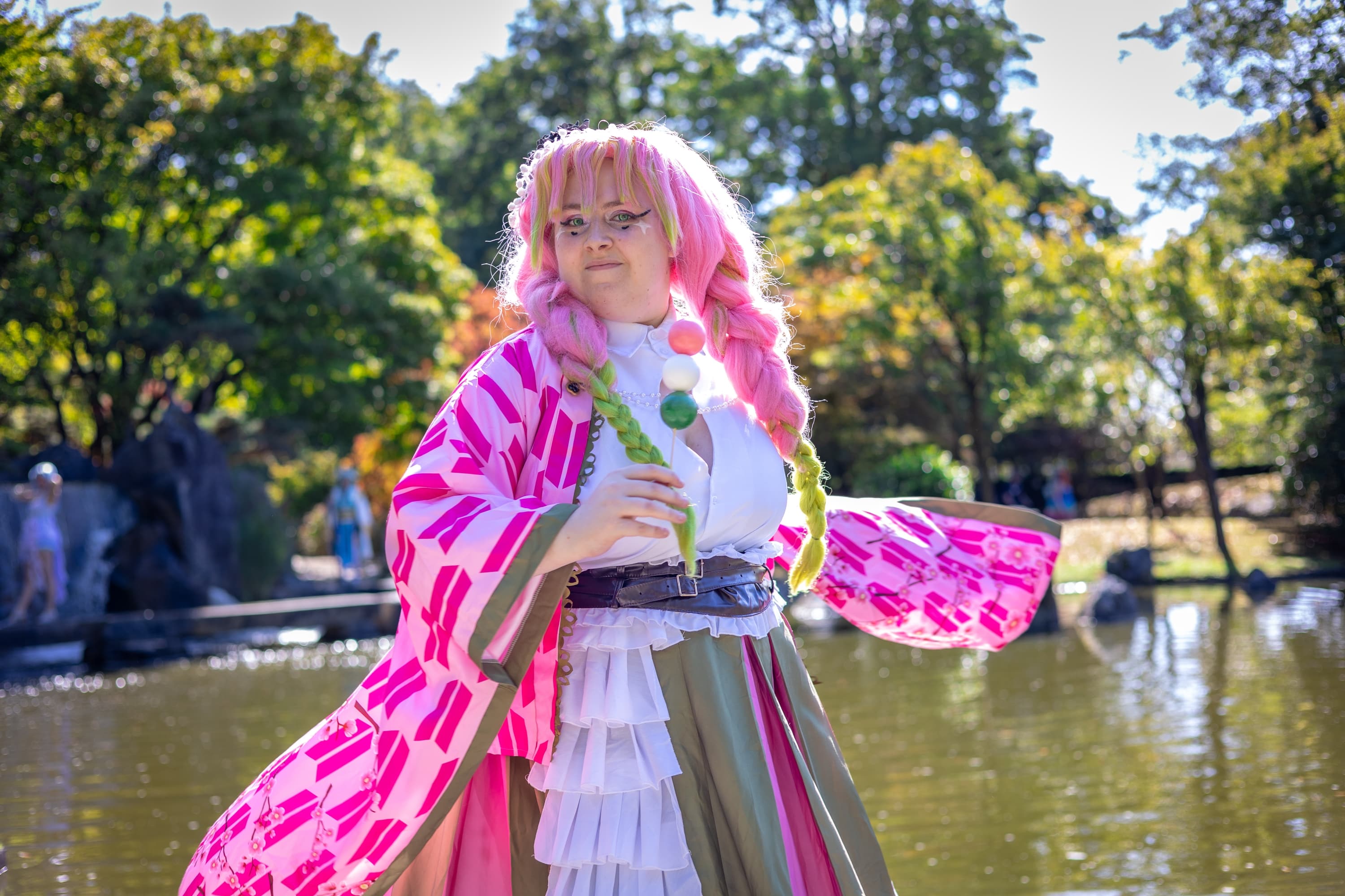 Mitsuri Kanroji 5th - Photo 1