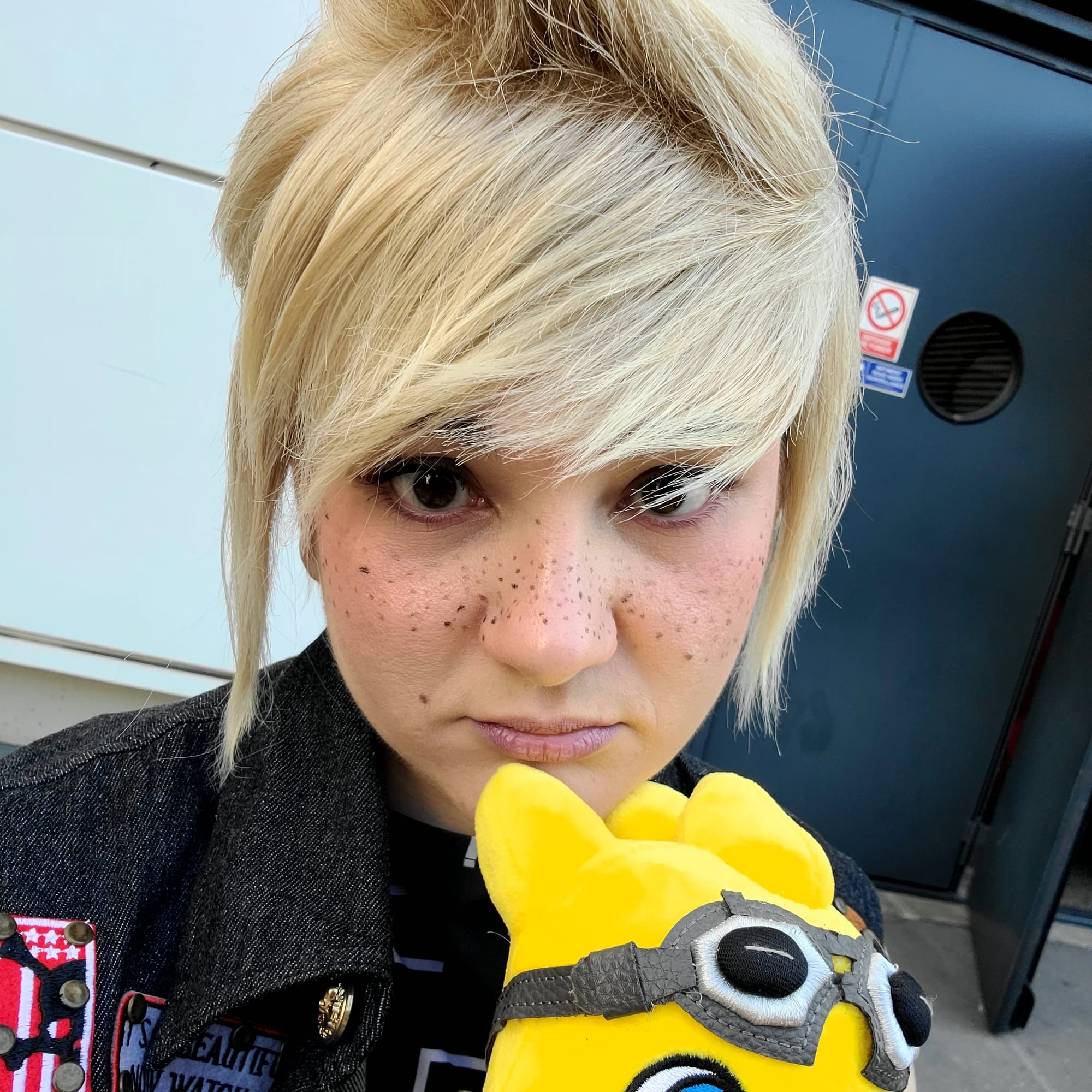 Prompto - Final Fantasy cosplay photoshoot cover