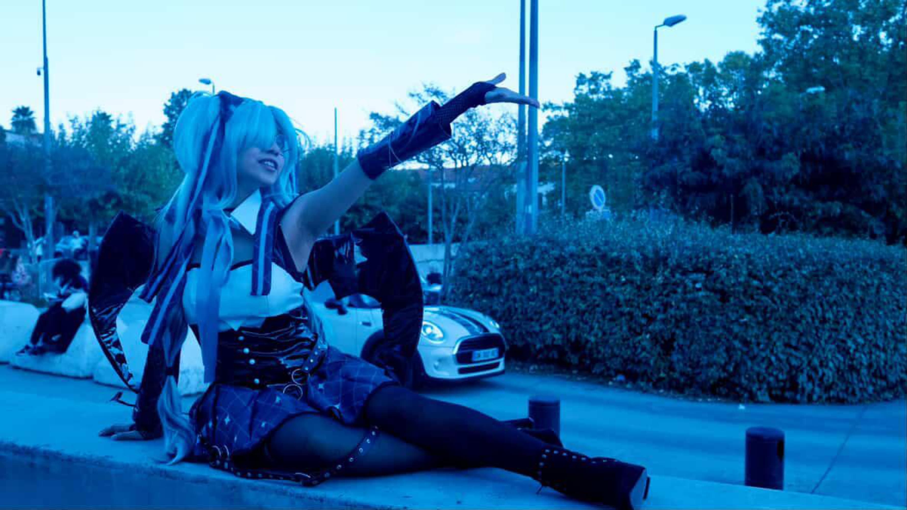 Demon Miku - Photo 1