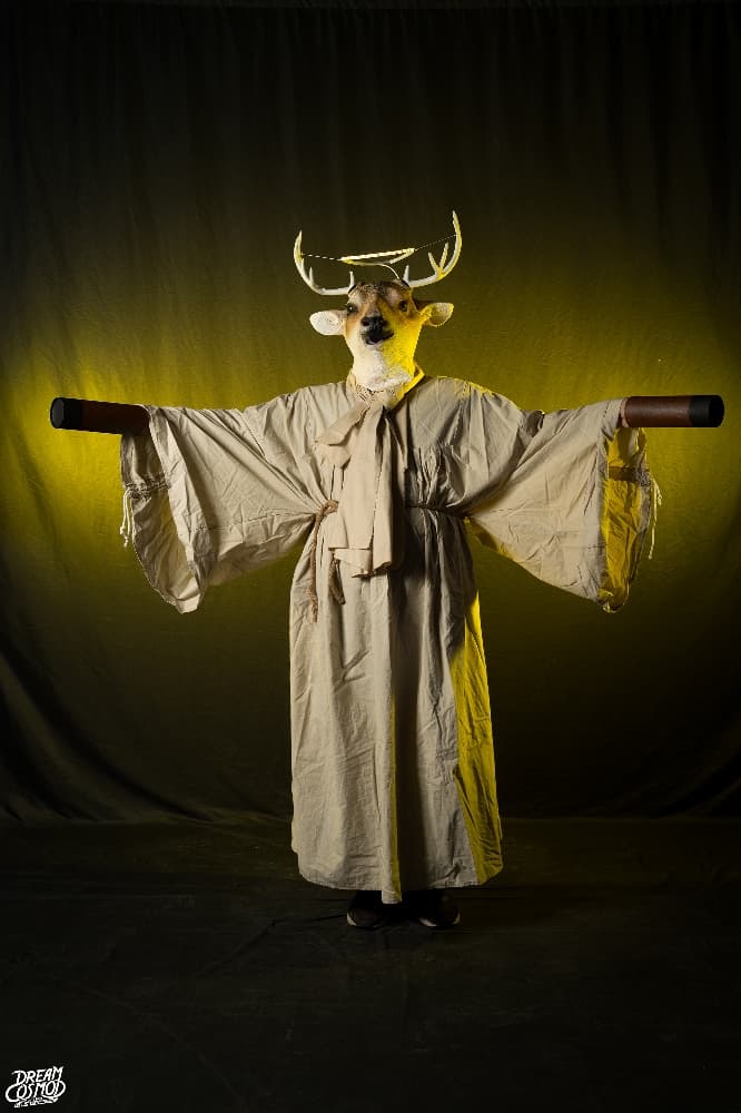 Dieu cerf  - Photo 1