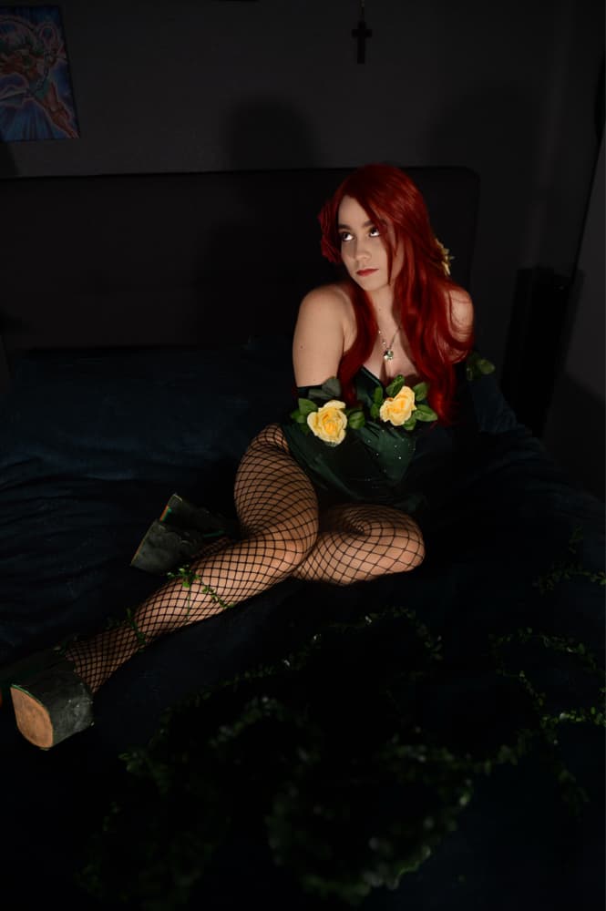 Poison Yvi  - Photo 16