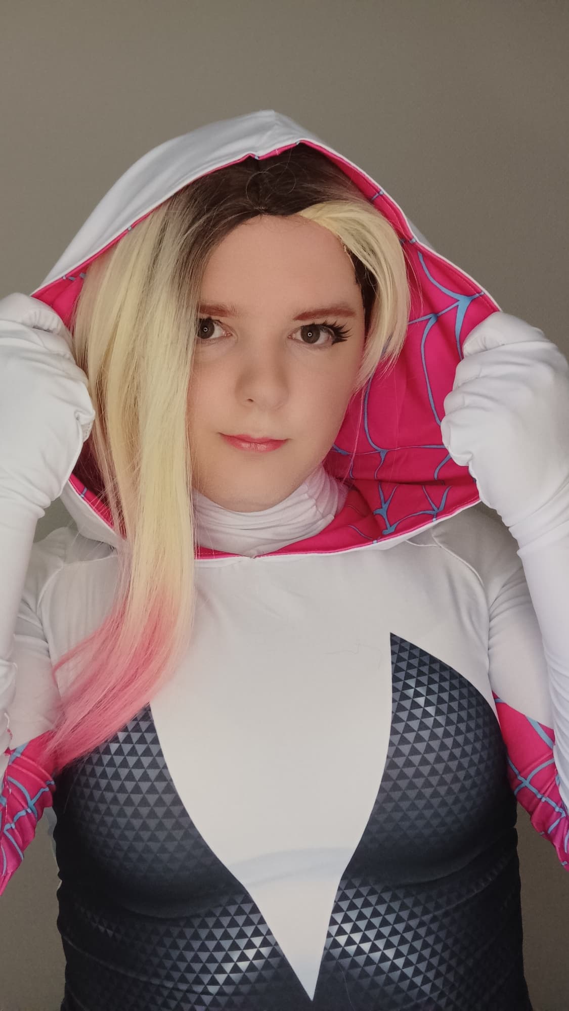 Spider Gwen  - Photo 1