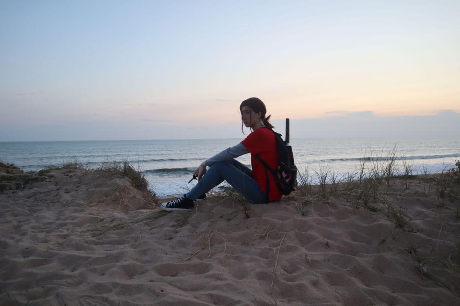 Ellie TLOU beach - Photo 3