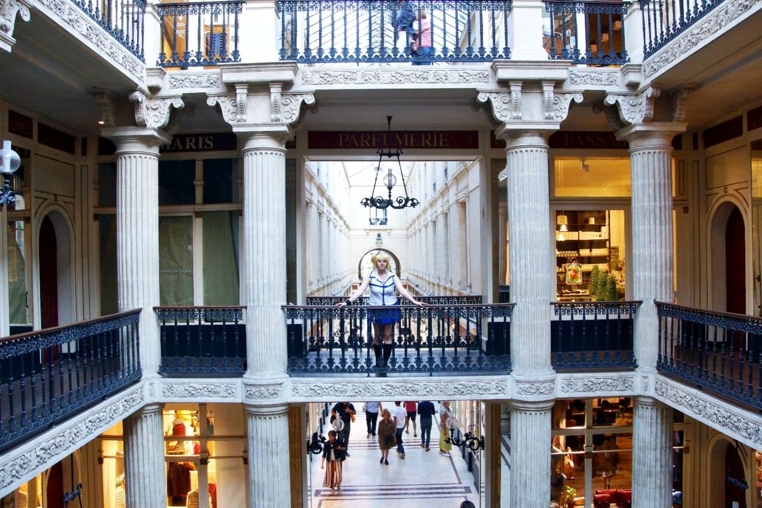 Lucy 09/2023 - Anonyme - Photo 12