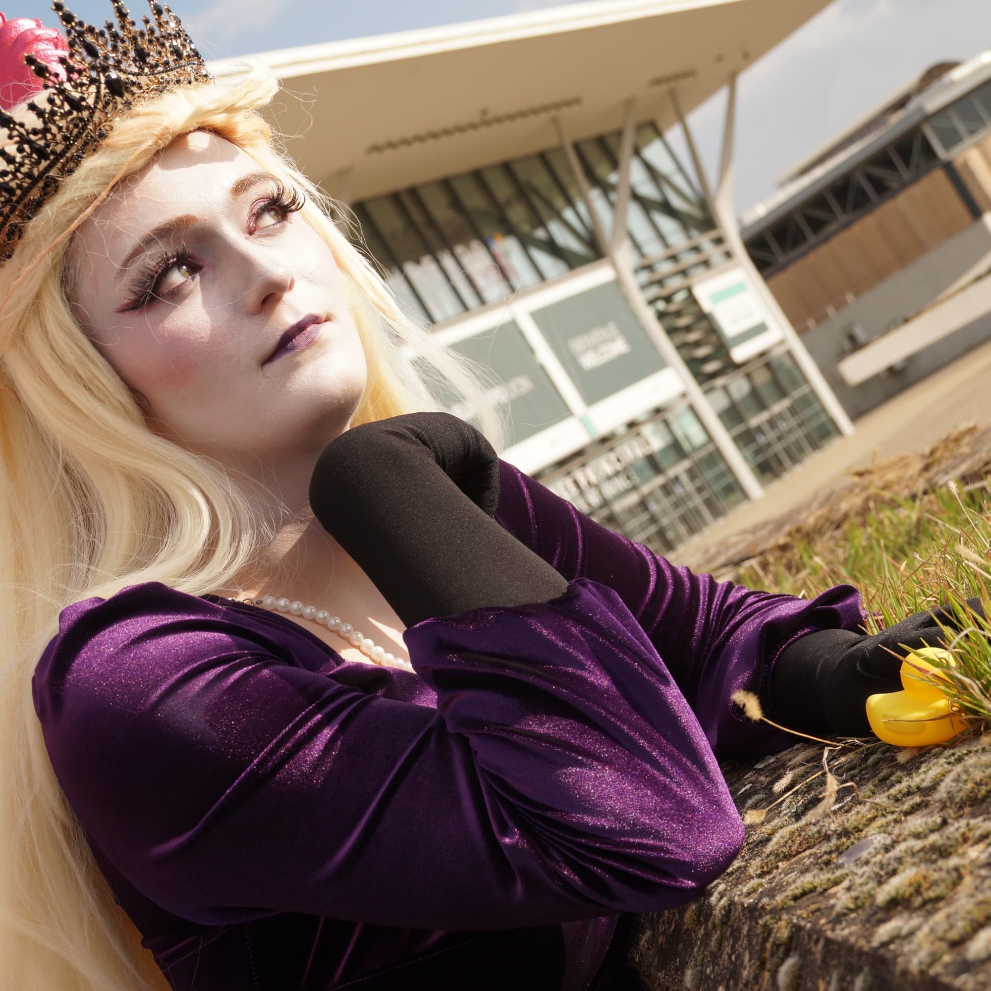 Lillith v2 - Diablo cosplay photoshoot cover