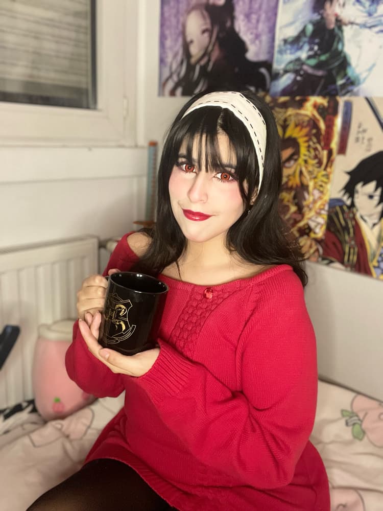 Yor Forger - Photo 60