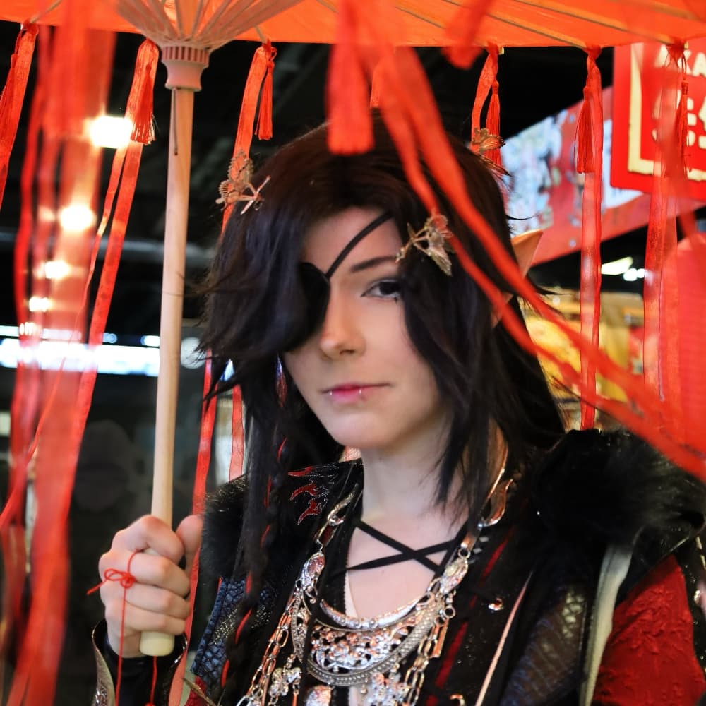 Hua cheng (GeekFest) - Heaven Official's Blessing cosplay photoshoot cover