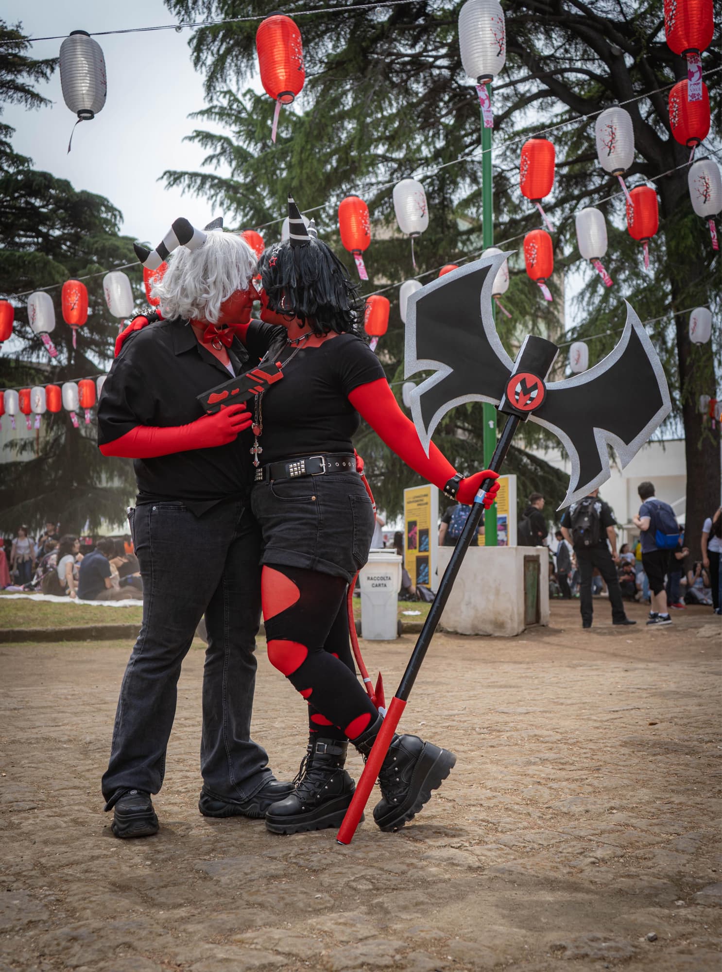 Moxxie & Millie - Photo 3