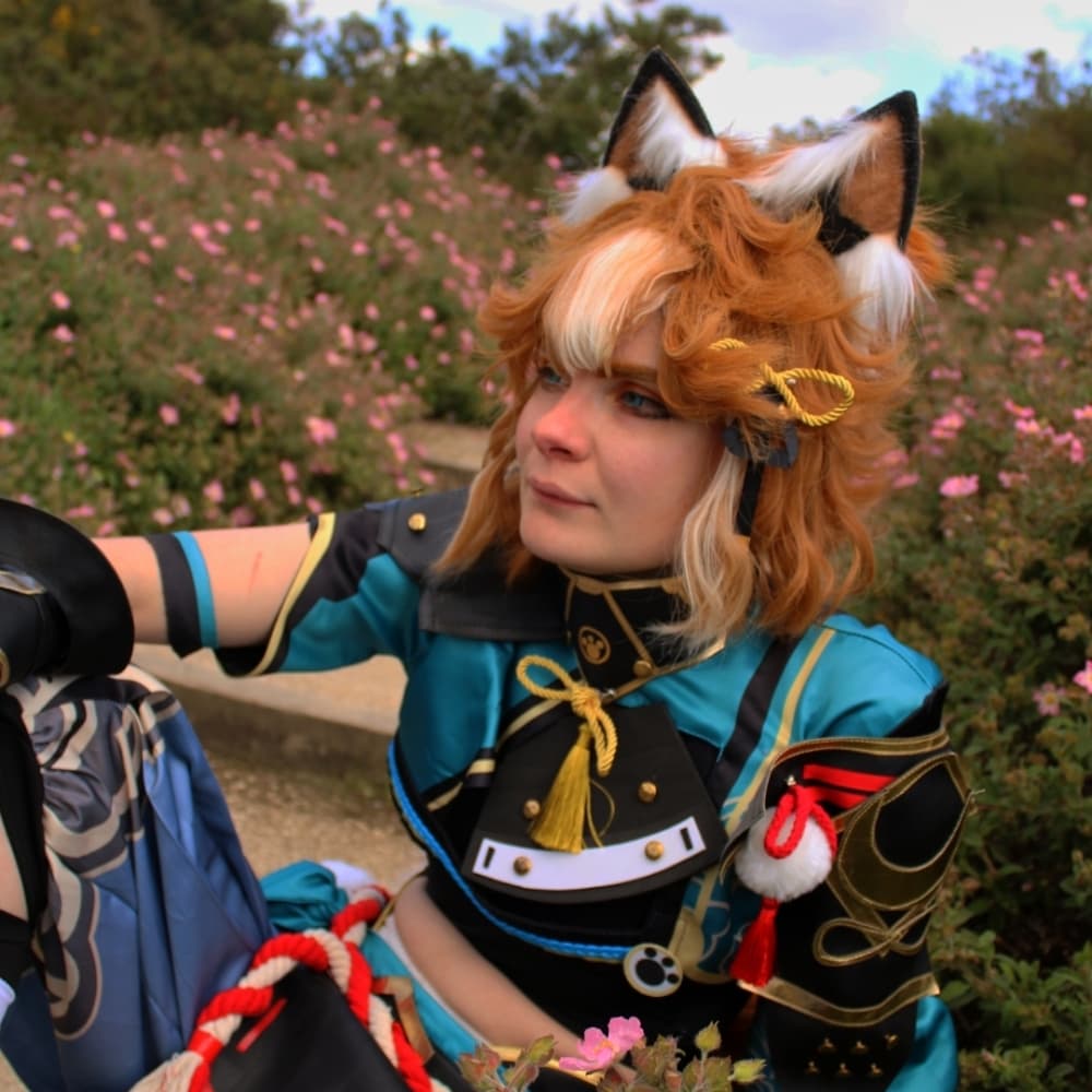 Gorou - Genshin Impact cosplay photoshoot cover