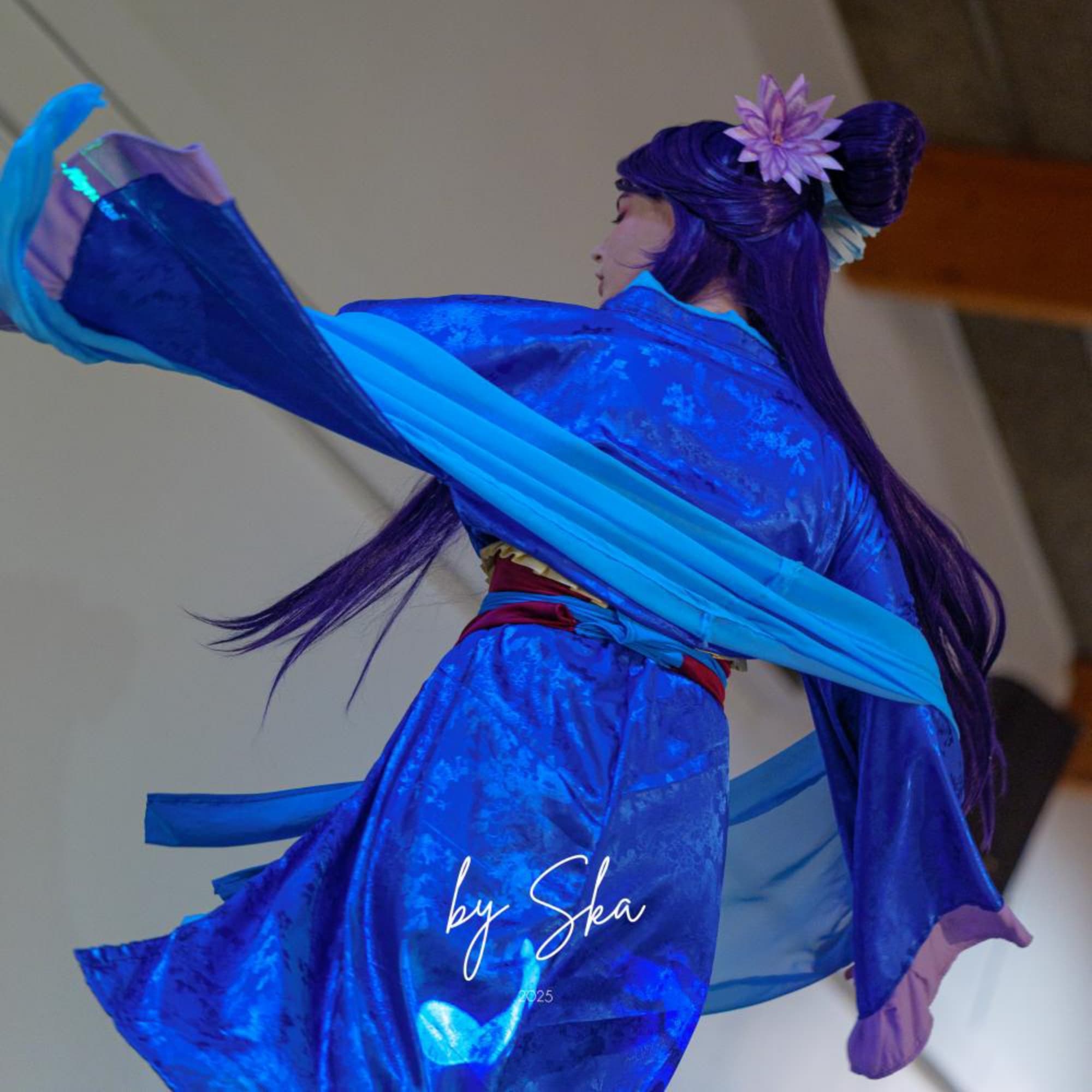 Dame lifa - The Apothecary Diaries cosplay photoshoot cover