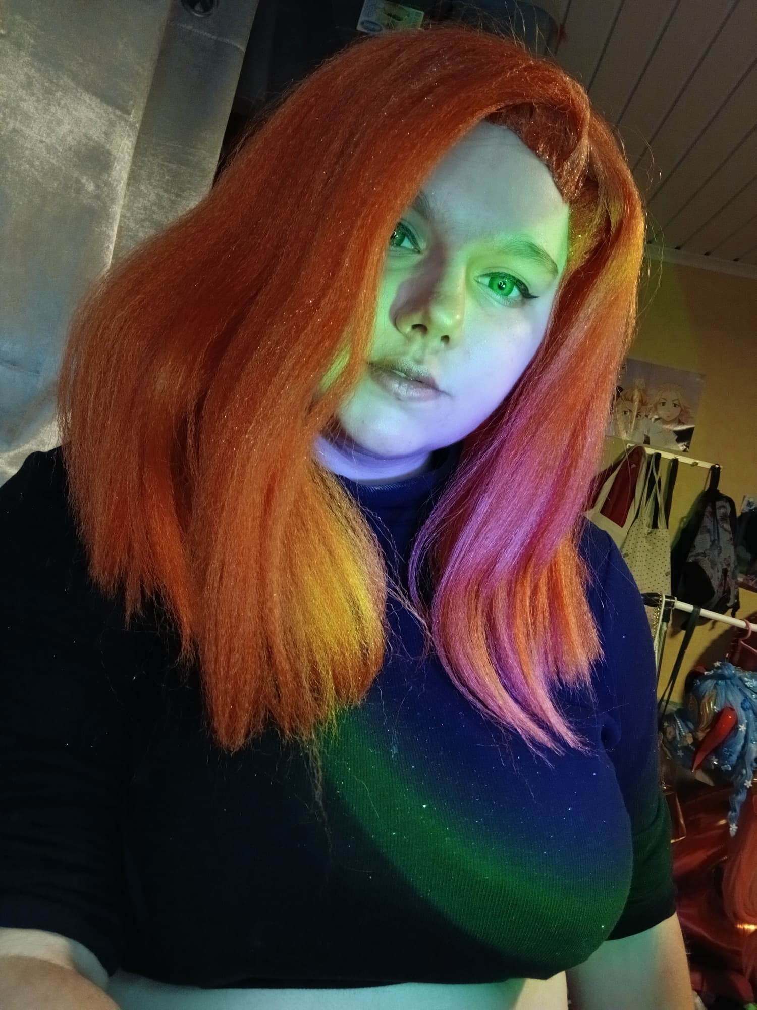 Kim at home - Photo 20