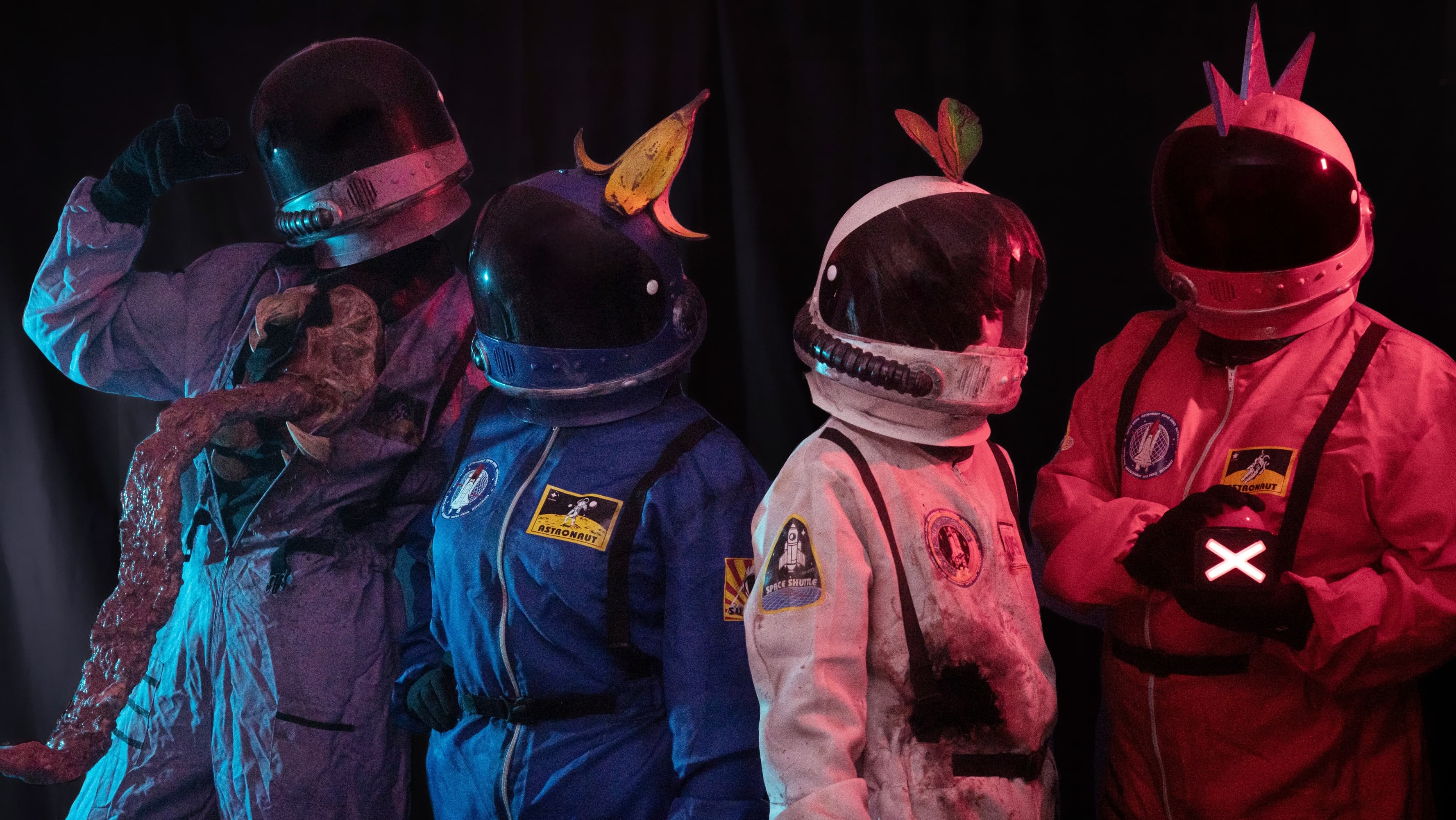 Among Us 🪐 - Photo 13