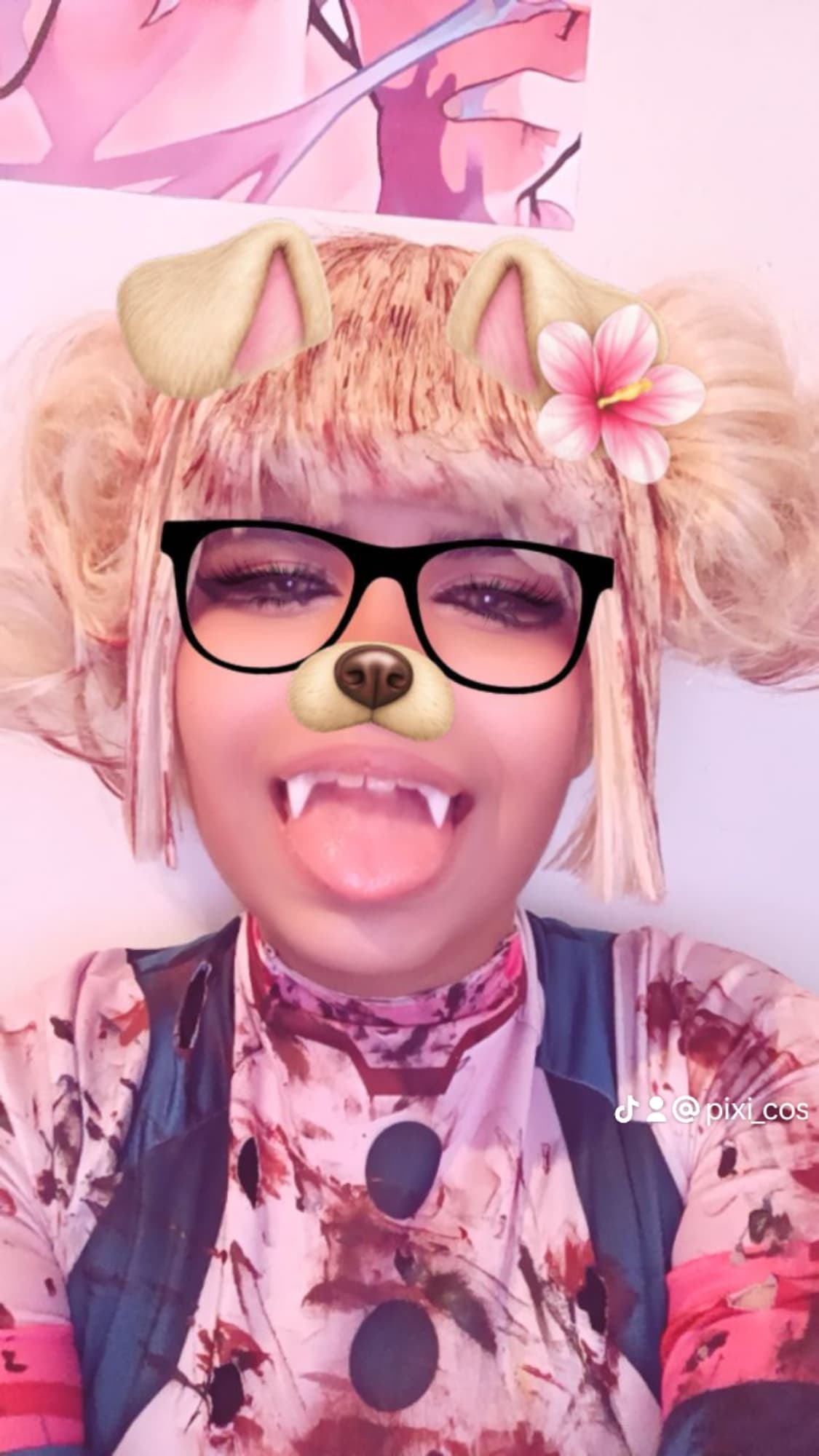 Cosplay de toga 😝💛 - Photo 1