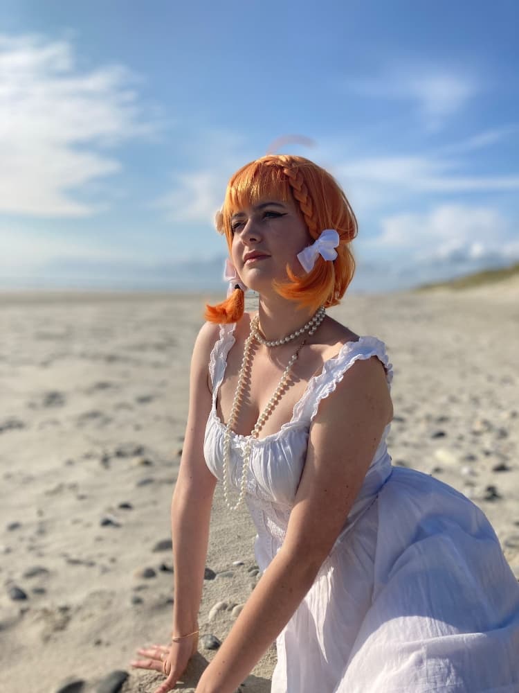 Chika white dress 2 - Photo 18