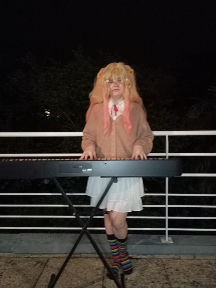 Saki Tenma - Photo 5