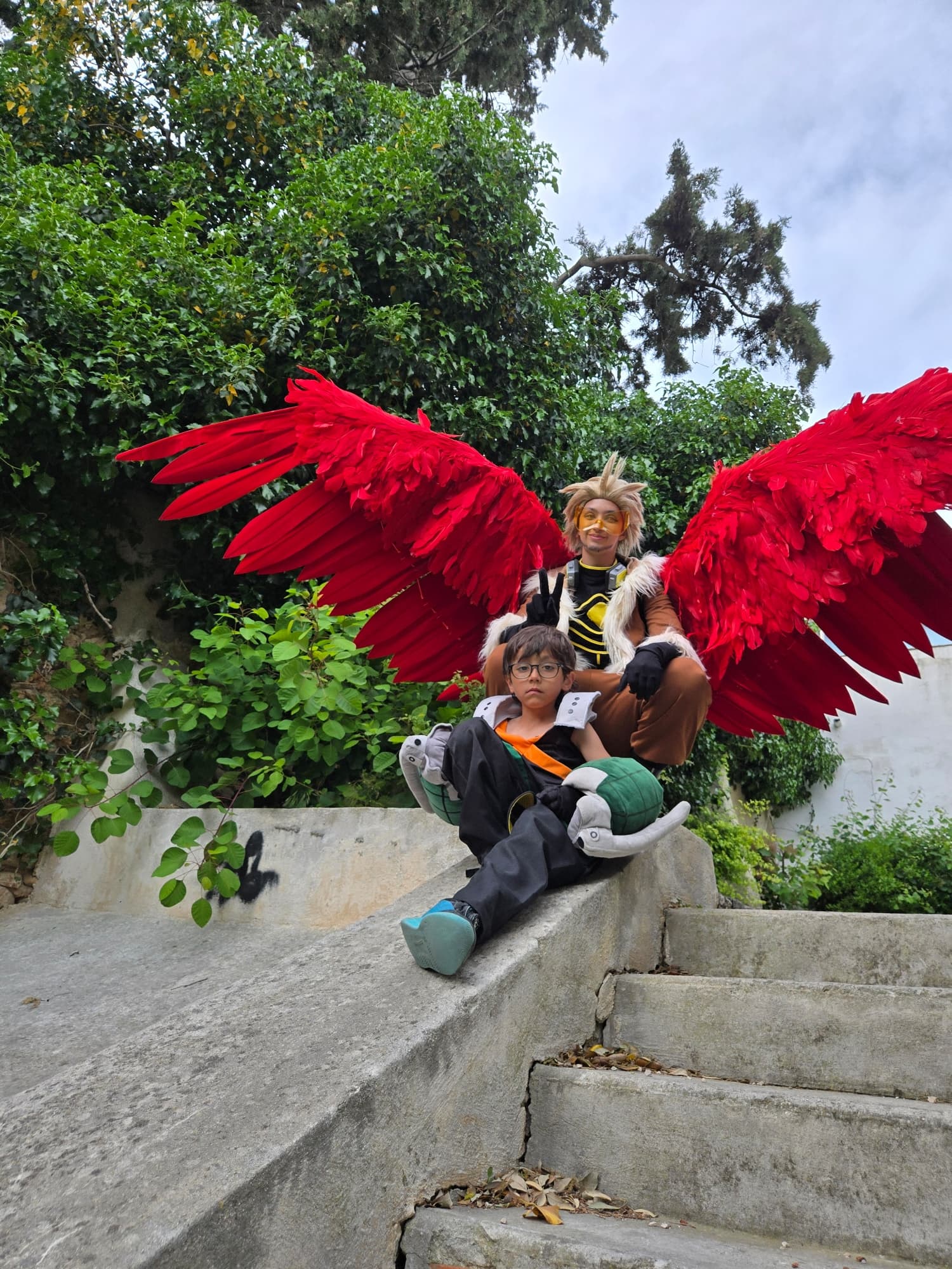 Hawks et mini bakugo - Photo 8