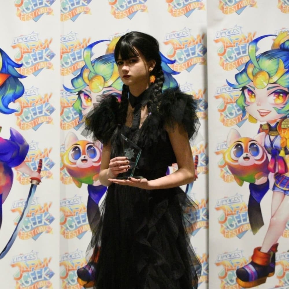 Limoges japan geek  - Wednesday cosplay photoshoot cover