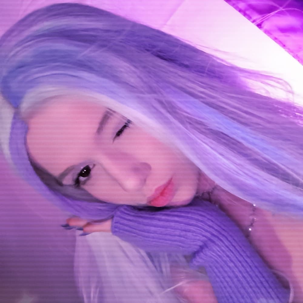 Oli Paris  cosplay photoshoot cover