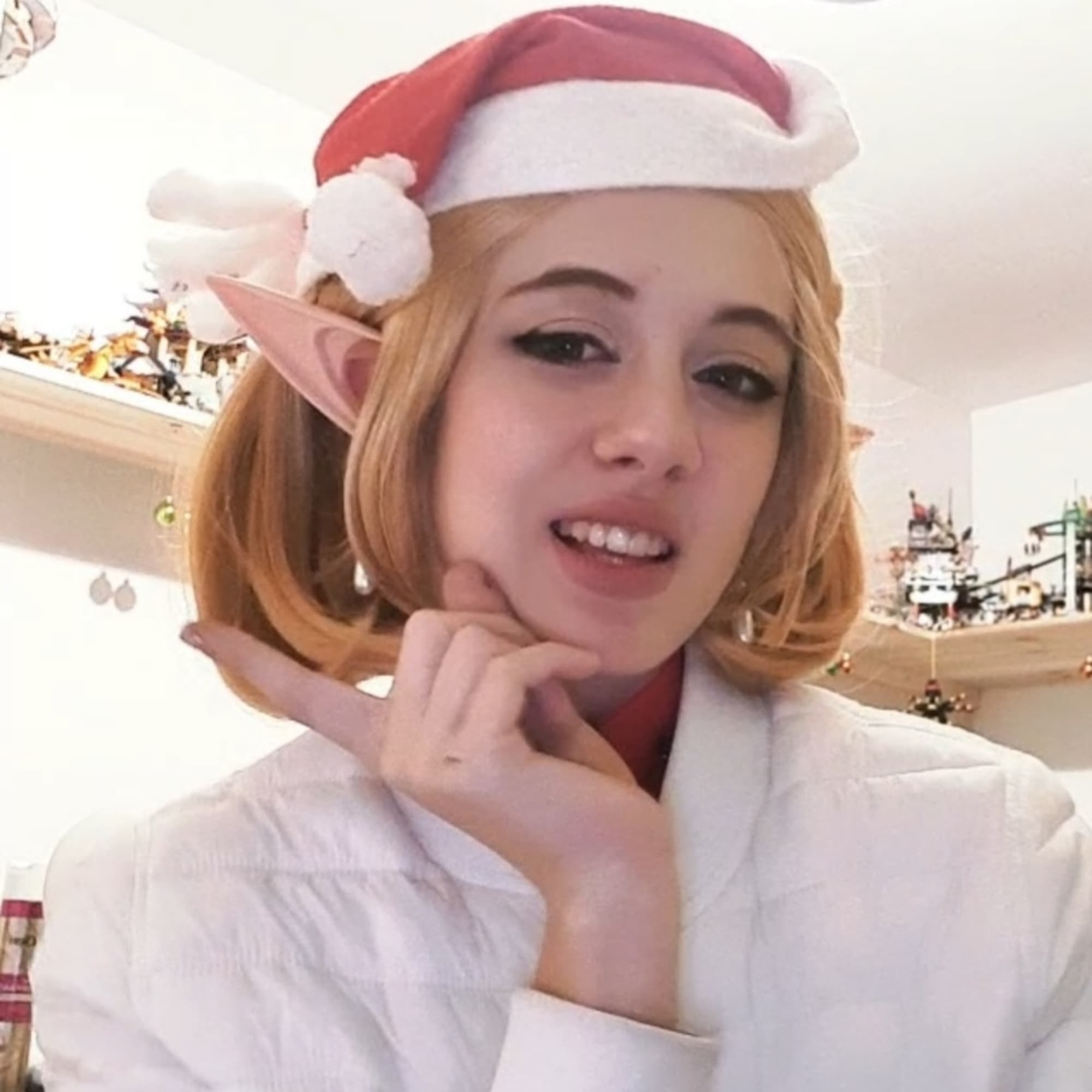 Christmas Zelda Totk - The Legend of Zelda cosplay photoshoot cover