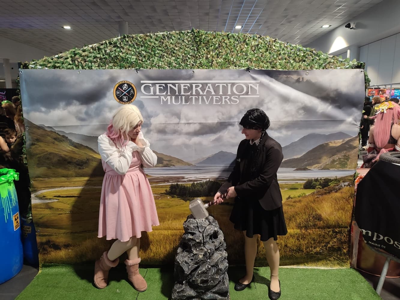 Enid et Mercredi - Photo 2