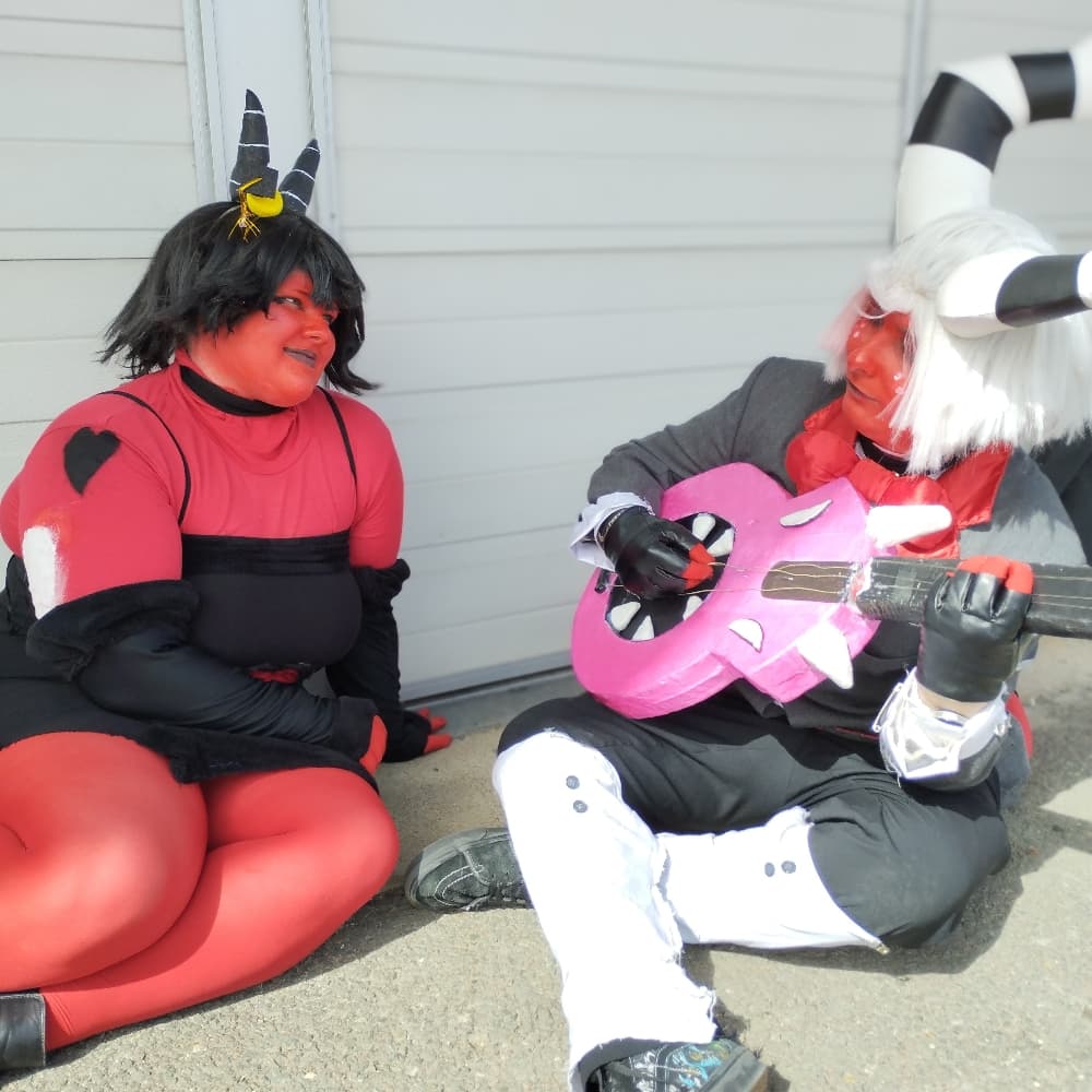 Angers Geekfest - Hazbin Hotel cosplay photoshoot cover