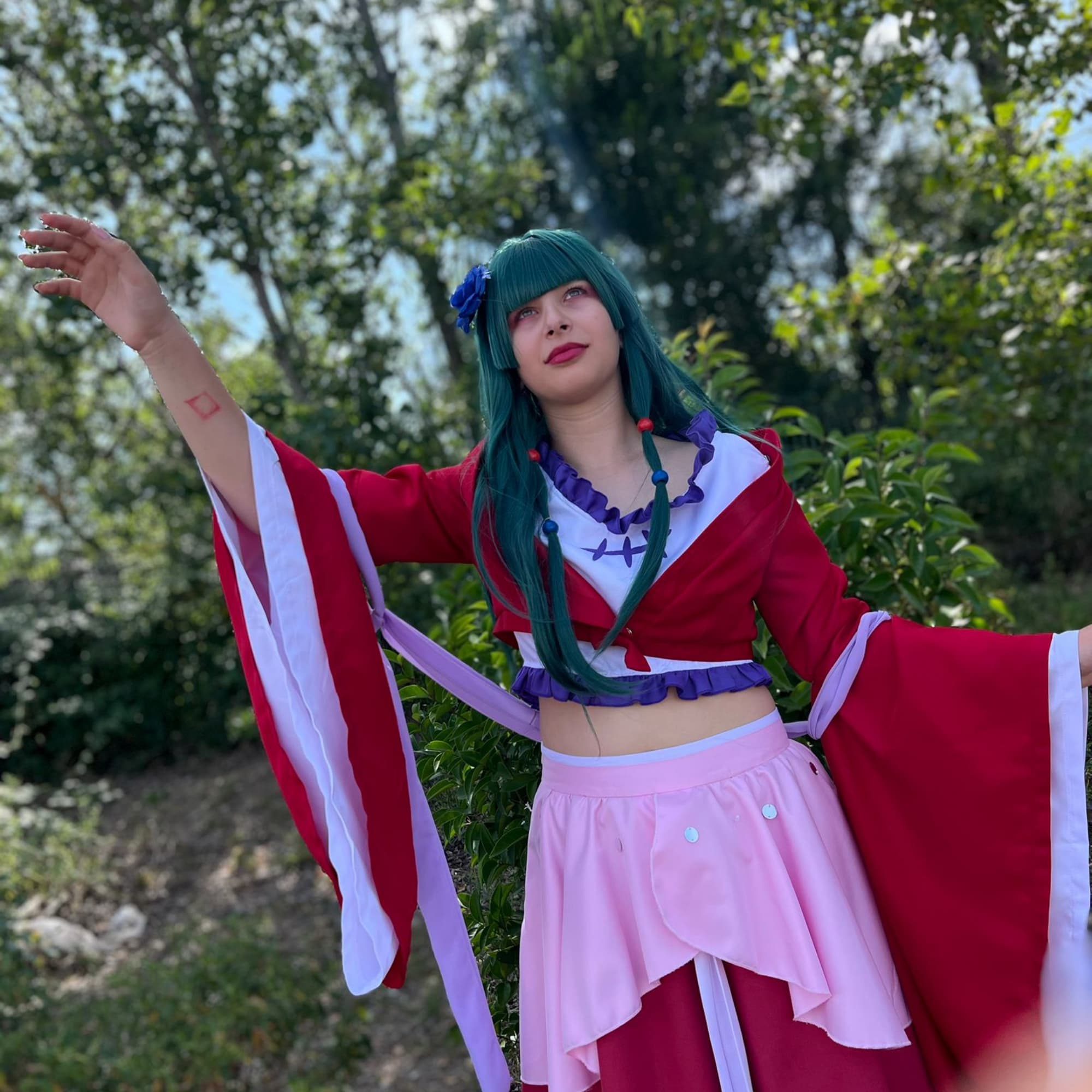 BÉZIERS  cosplay photoshoot cover